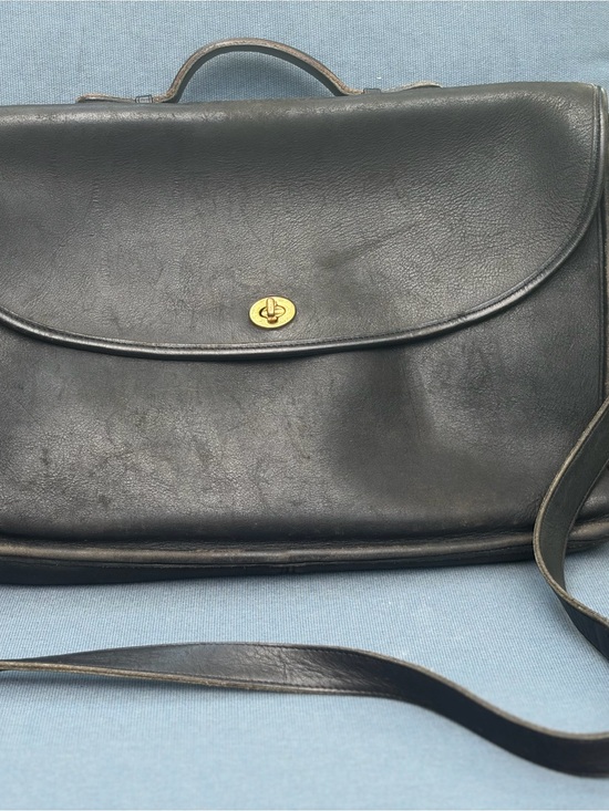 Coach Other - Vintage coach Lexington 5265 leather turn lock messenger briefcase